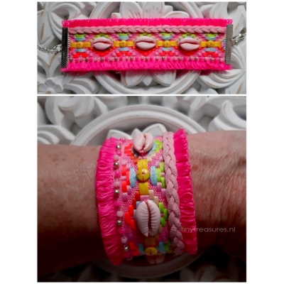 ibiza armband felroze met schelpen ibiza armband felroze met schelpen